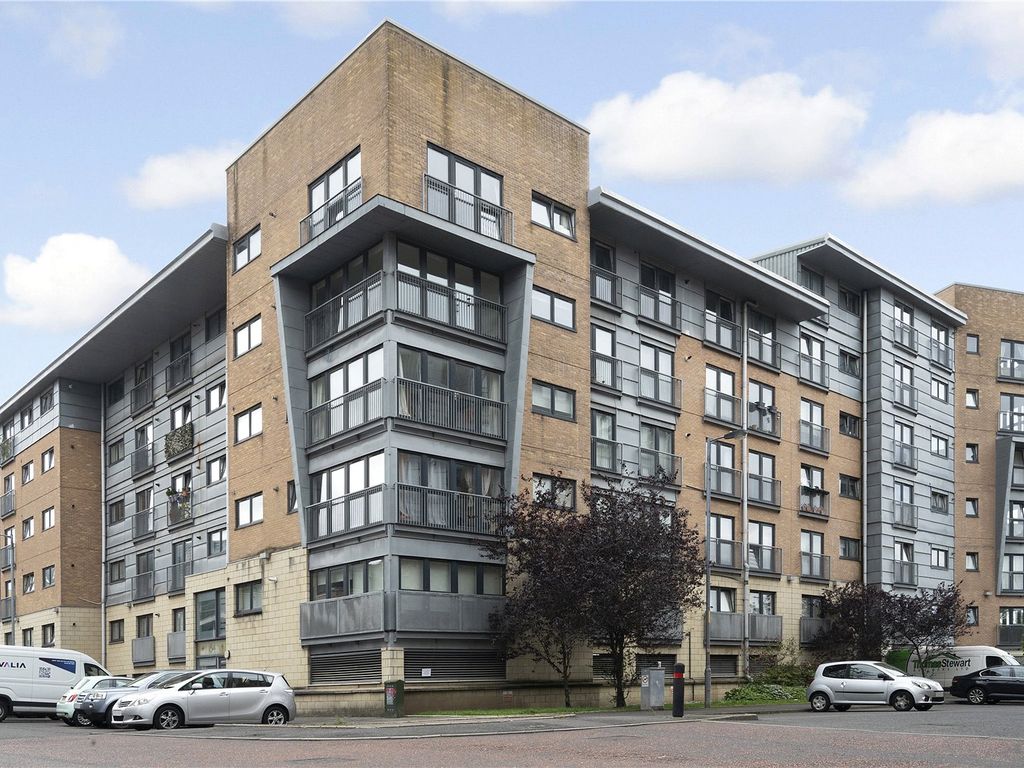 2 bed flat for sale in Barrland Street, Glasgow G41, £150,000 Zoopla
