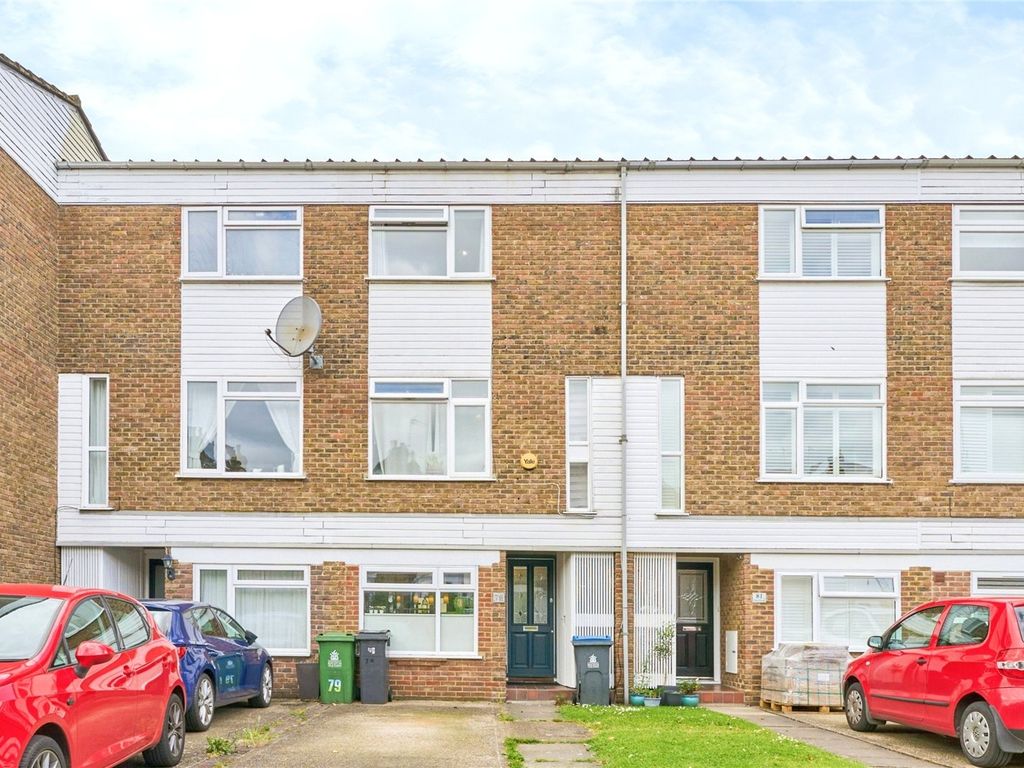 3 bed terraced house for sale in Elm Road, Kingston Upon Thames KT2, £