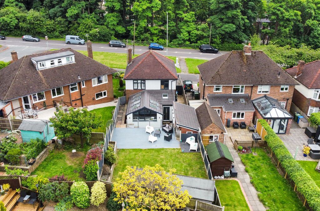 3 bed detached house for sale in Hady Hill, Chesterfield S41, £375,000