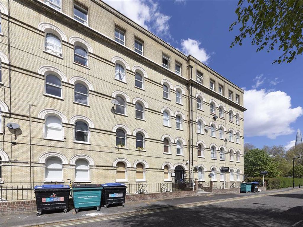 Bath Terrace, London SE1  