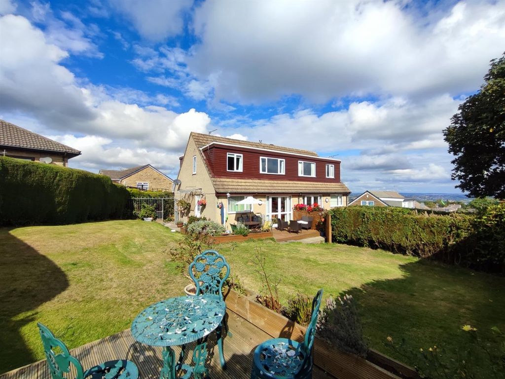 Fairway Drive, Wibsey, Bradford BD7