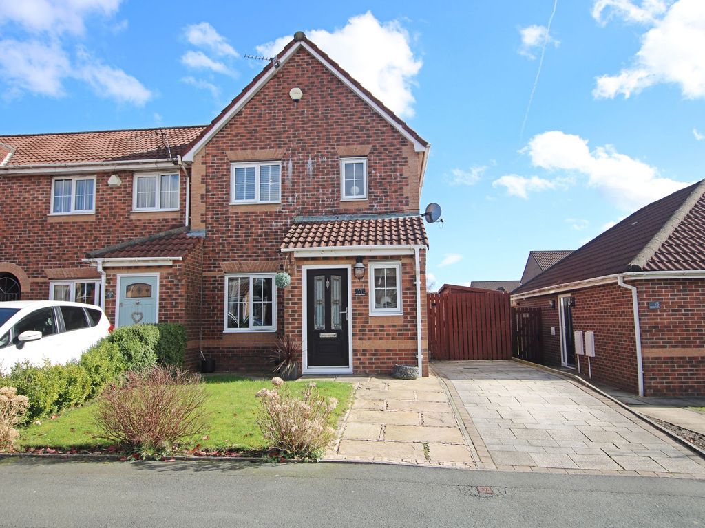 3 bed mews for sale in Elterwater Road, Farnworth BL4, £220,000 Zoopla