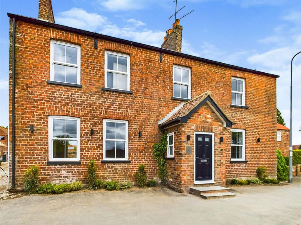 3 bed detached house for sale in Main Street, Wetwang, Driffield YO25