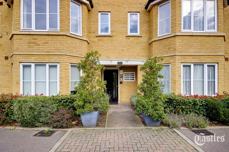 Bayswater Close, London N13