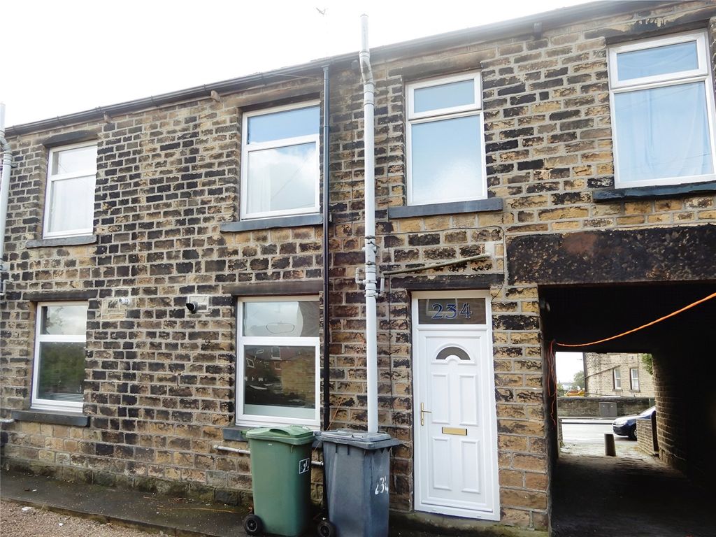 1 bed terraced house to rent in New Hey Road, Oakes, Huddersfield HD3