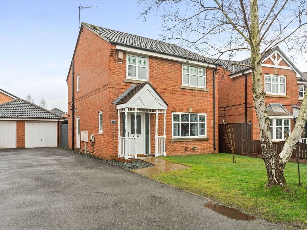 3 bed detached house for sale in Keystone Avenue, Glasshoughton