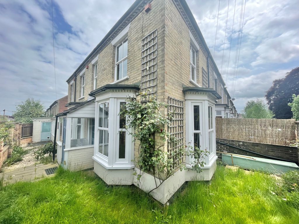 3 bed terraced house to rent in Sandringham Road, Norwich NR2 Zoopla