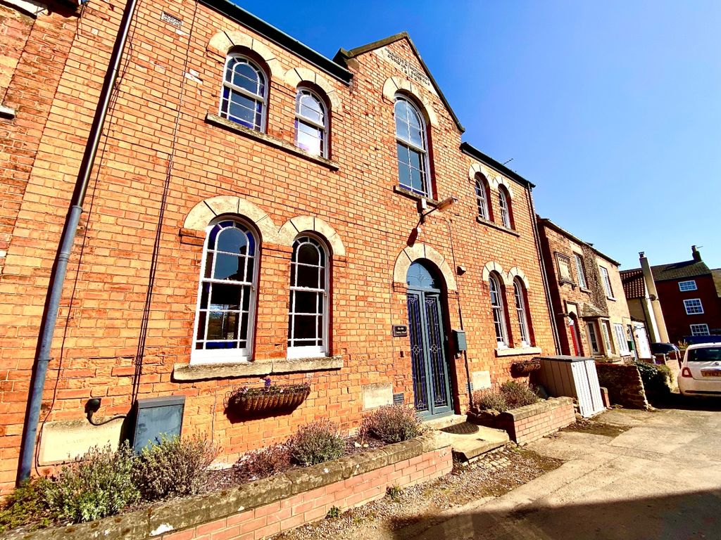 3 bed terraced house for sale in Green Street, Great Gonerby, Grantham
