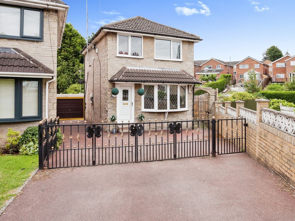 3 bed detached house for sale in Teall Court, Ossett WF5 Zoopla