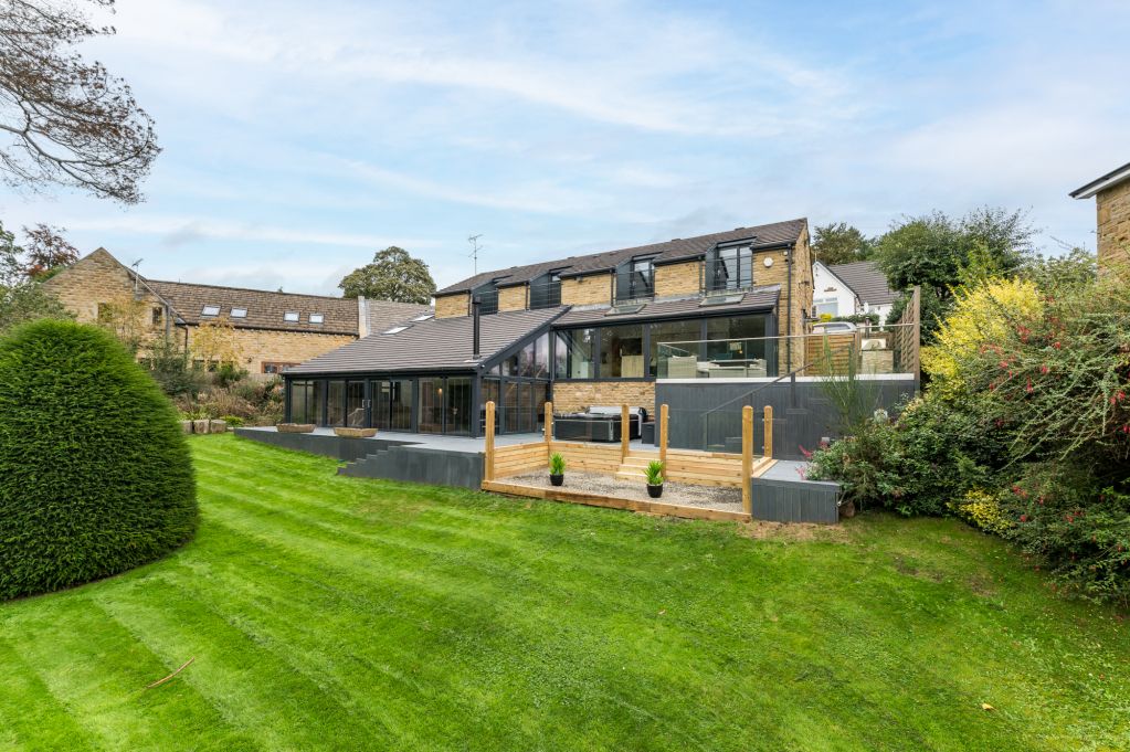 6 bed detached house for sale in Littlebeck Drive, Bingley, West