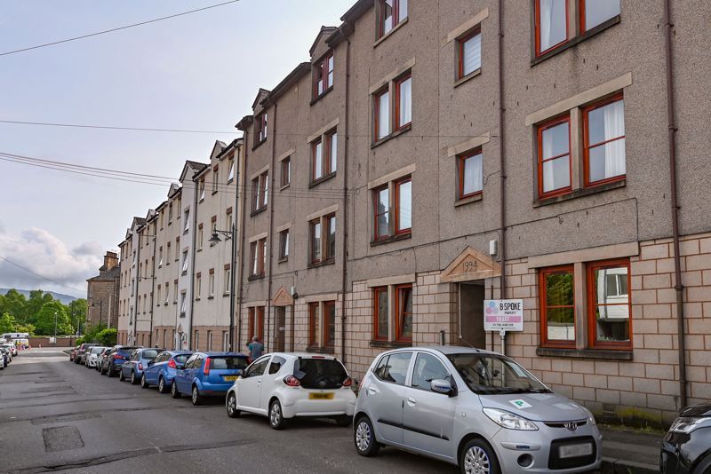 1 bed flat for sale in Douglas Street, Stirling FK8 Zoopla