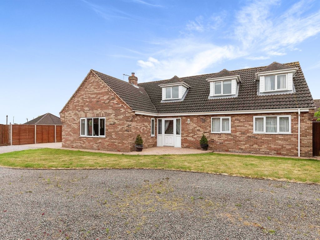 4 bed detached house for sale in Estover Road, March PE15 Zoopla