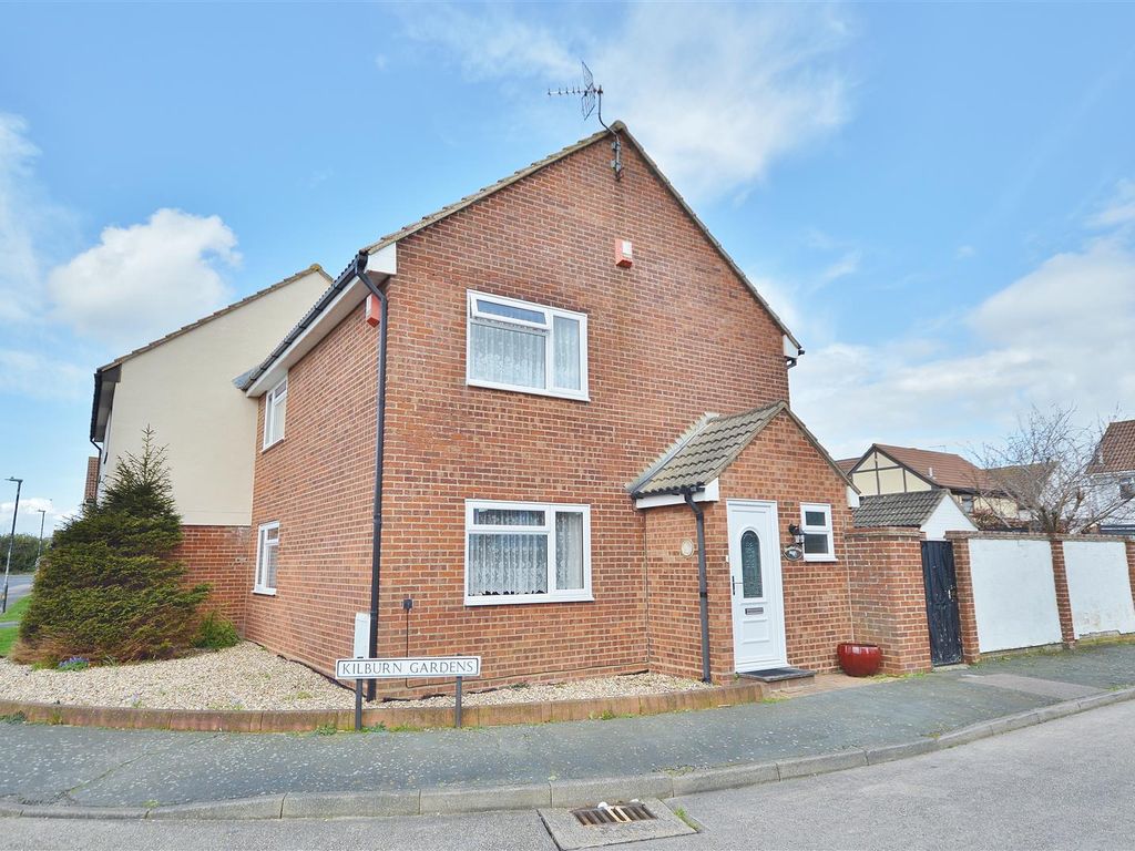 3 bed semidetached house for sale in Hampstead Avenue, ClactonOnSea