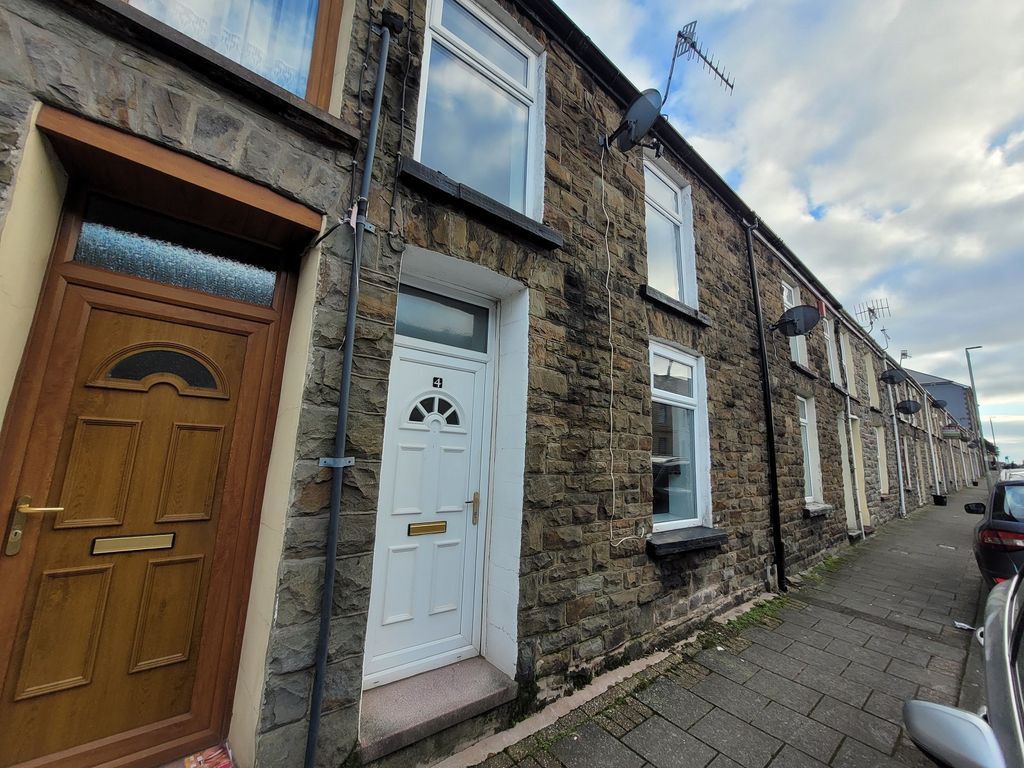 3 bed terraced house to rent in 4 Abertonllwyd Street, Treherbert