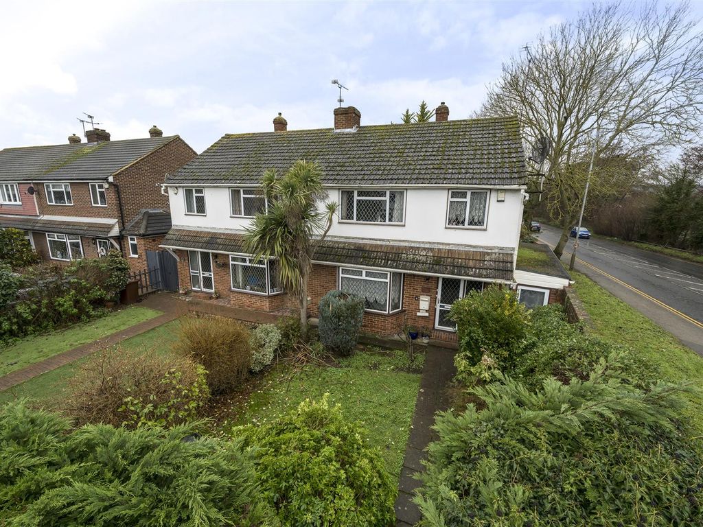 3 bed semidetached house for sale in Lunsford Lane, Larkfield
