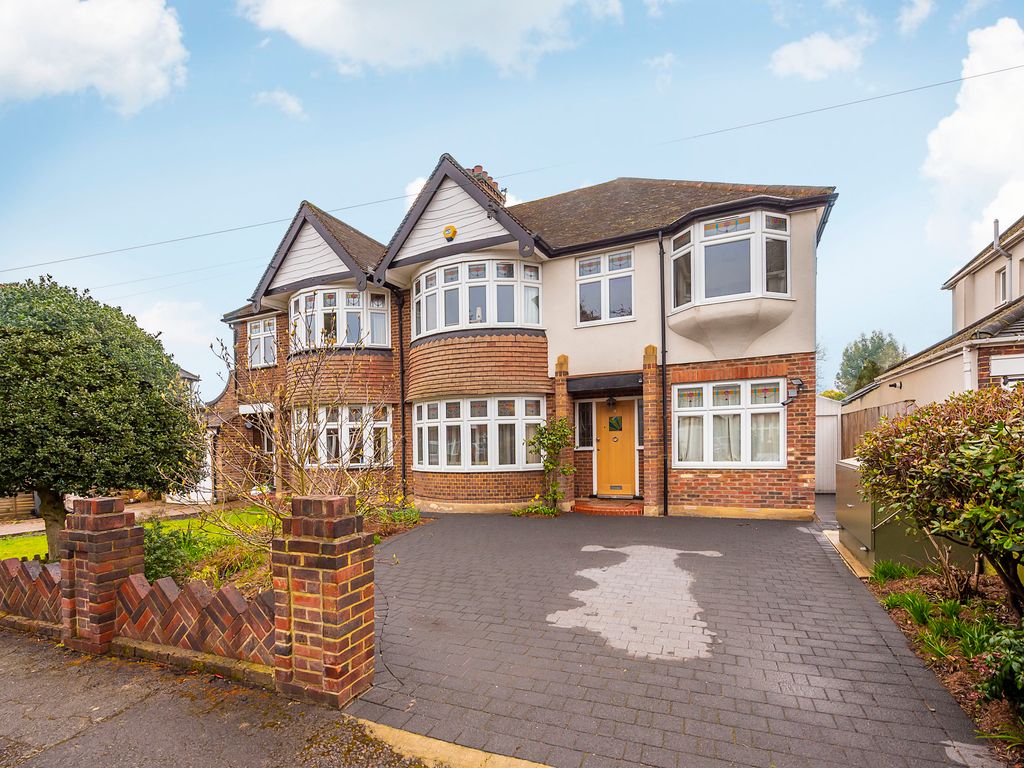 4 bed semidetached house for sale in Pine Gardens, Surbiton KT5, £