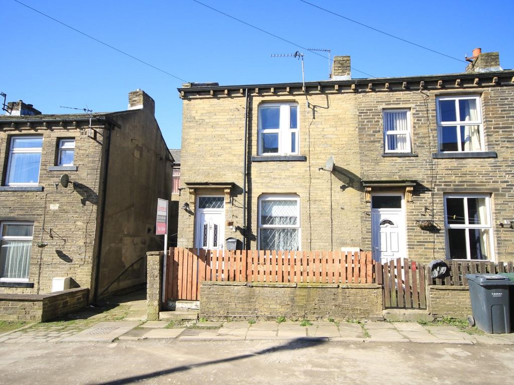 2 bed end terrace house for sale in Alma Street, Queensbury, Bradford