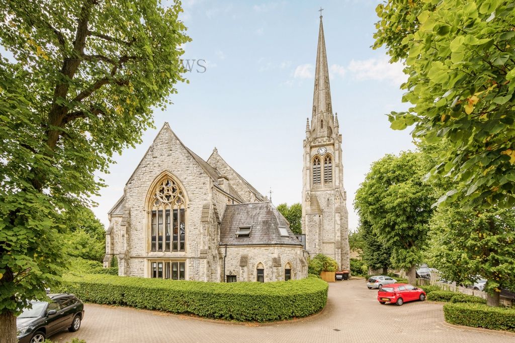 St Stephens Court, The Avenue, Ealing W13