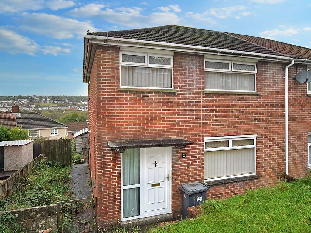 3 bed semidetached house for sale in Salway Avenue, Pengam, Blackwood