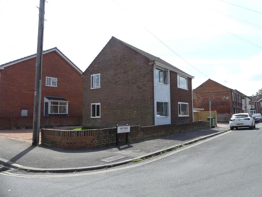 2 bed to rent in Holt Road, Southampton SO15, £1,250 pcm