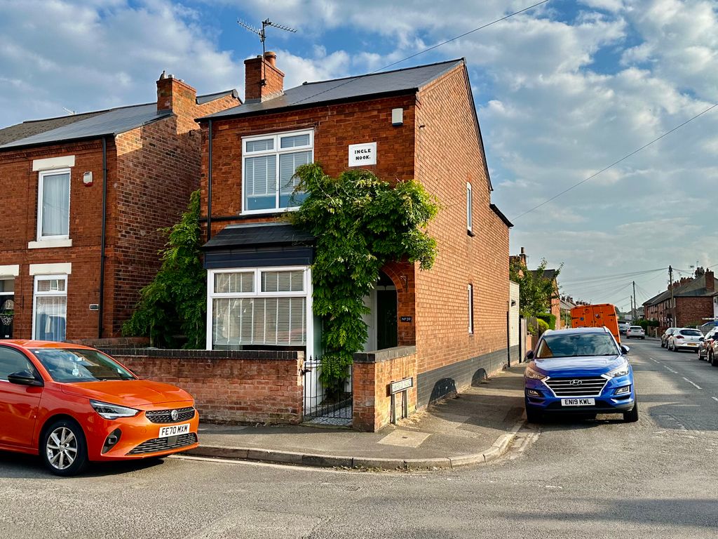 3 bed detached house for sale in Mill Road, Stapleford, Nottingham NG9