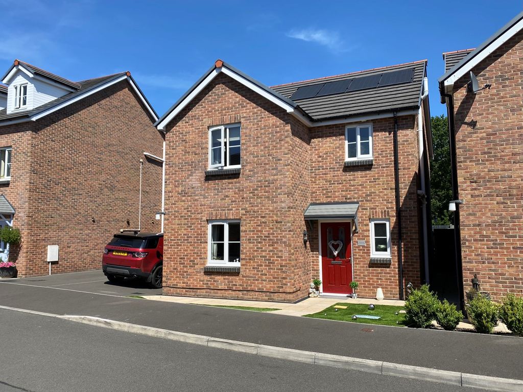 3 bed detached house for sale in Tadia Way, Caerleon, Newport NP18 Zoopla