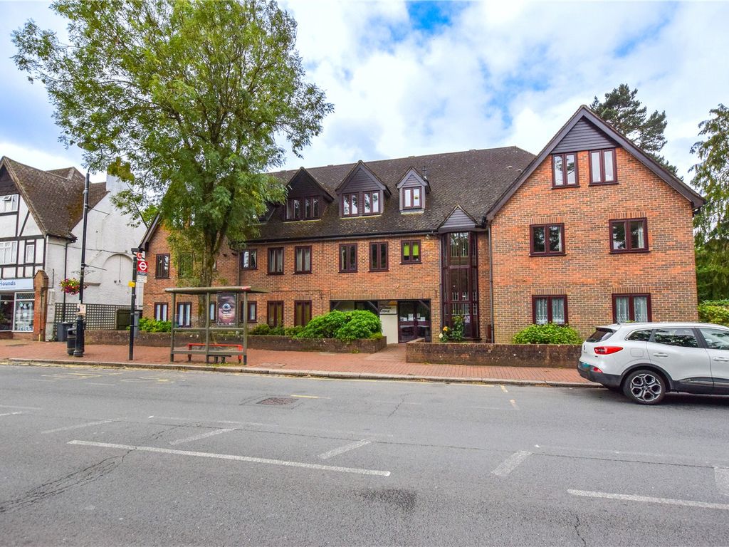 1 bed flat for sale in Coulsdon Road, Old Coulsdon, Coulsdon CR5 Zoopla