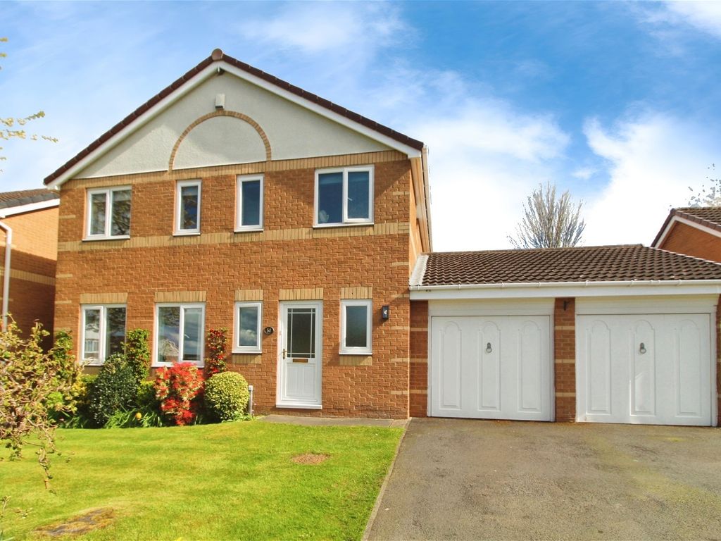 4 bed detached house for sale in Ovington View, Prudhoe NE42, £350,000