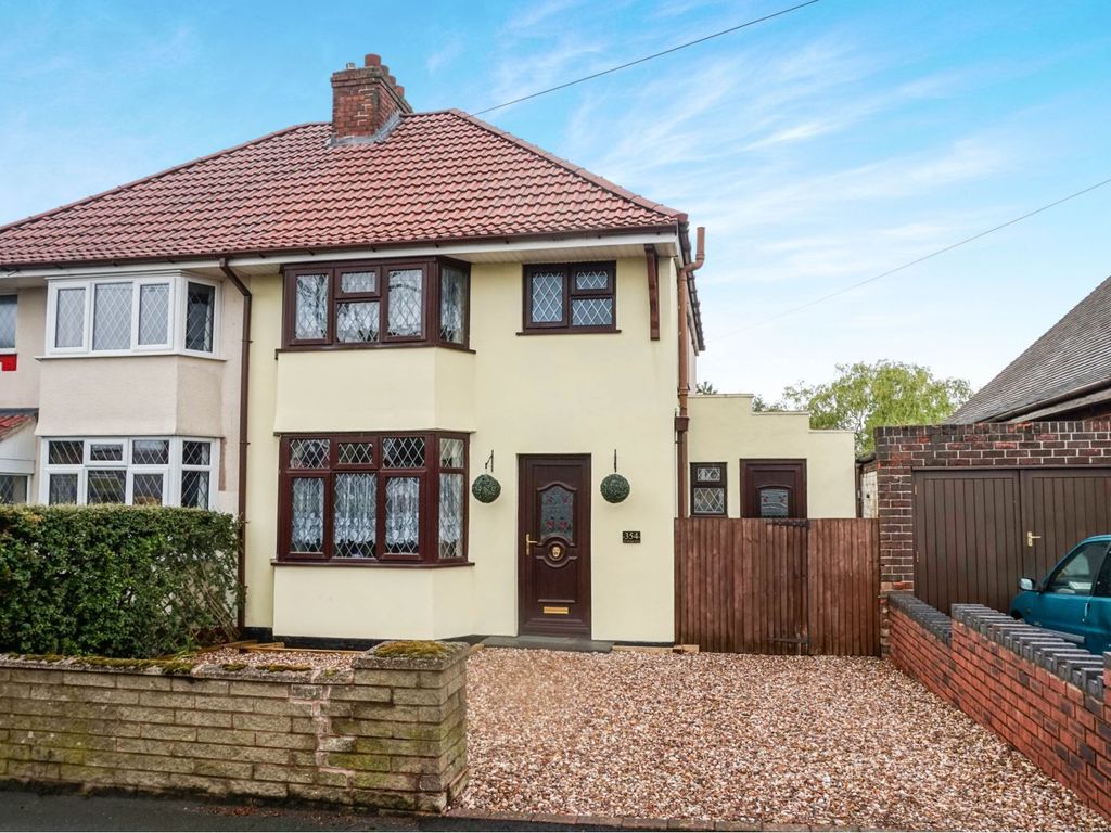 3 bed semidetached house for sale in Stourbridge Road, Brierley Hill