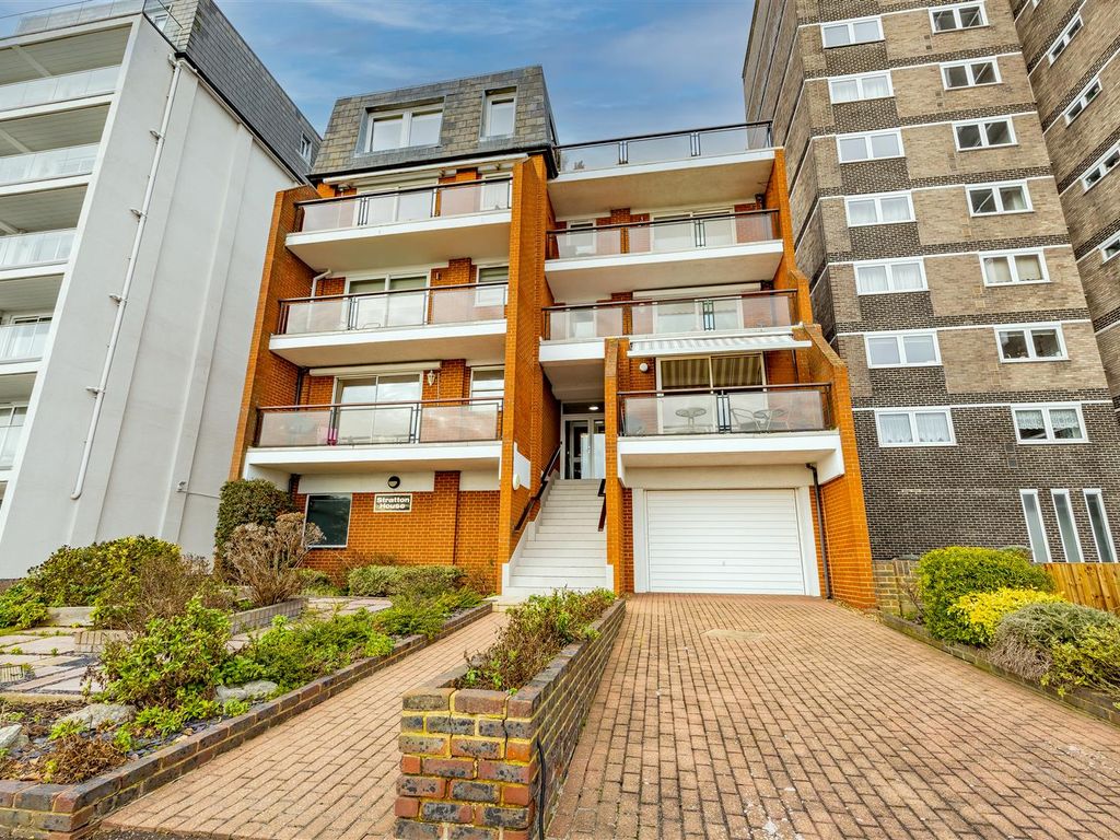 2 bed flat for sale in Stratton House, Westcliff Parade, WestcliffOn
