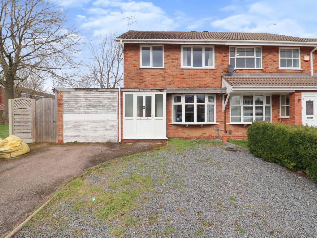 3 bed semidetached house for sale in Moat Farm Drive, Hillmorton