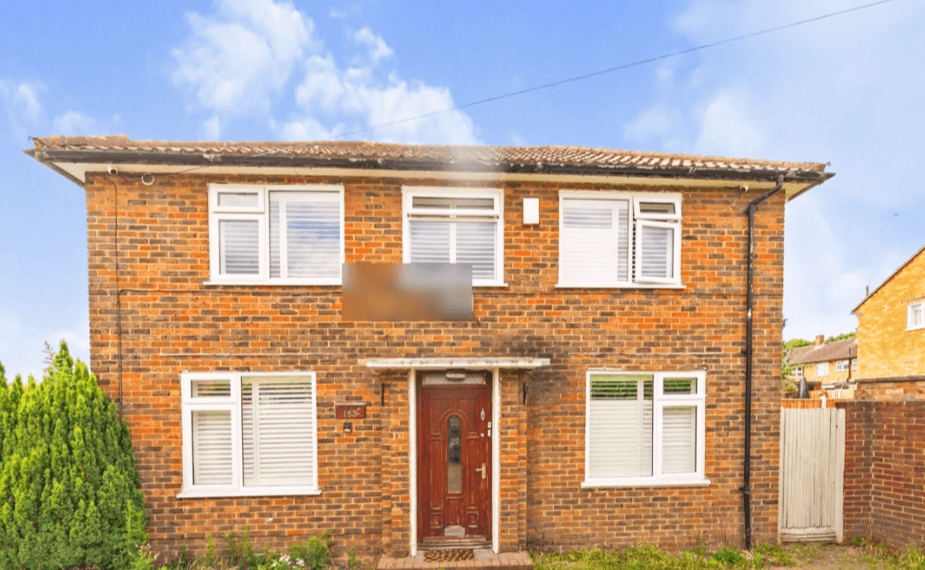 3 bed semidetached house for sale in Long Readings Lane, Slough SL2
