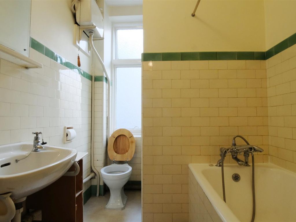 1 bed flat for sale in Abercorn Place, London NW8, £425,000 Zoopla