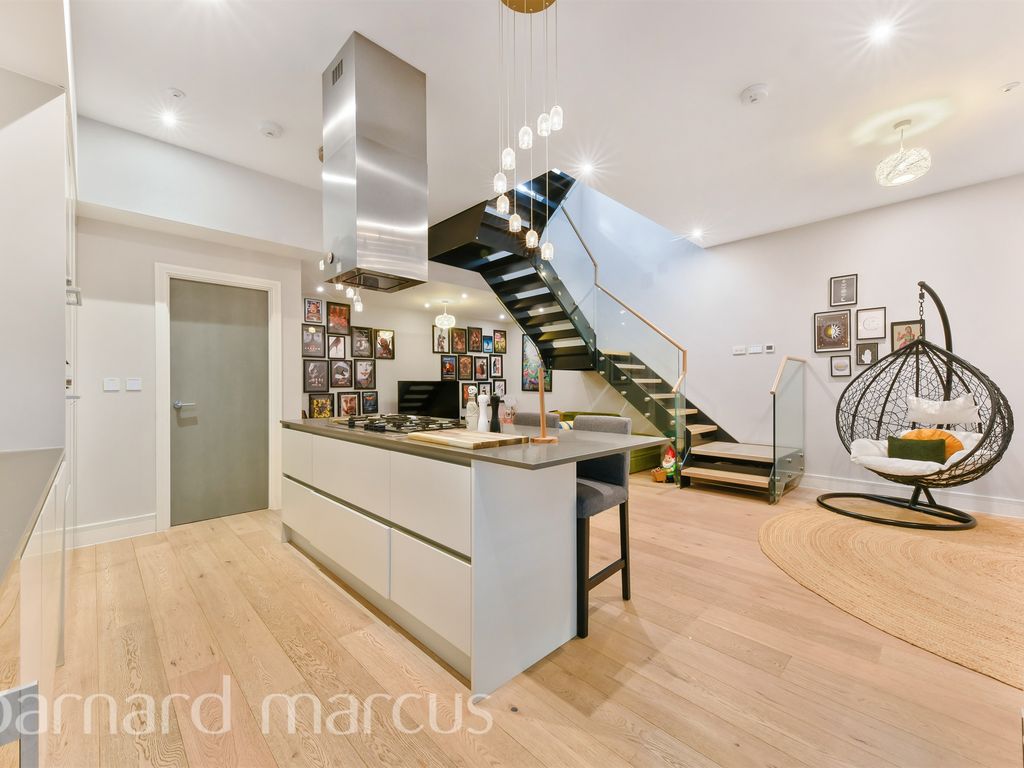 New home, 3 bed town house for sale in Stormont Road, London SW11, £