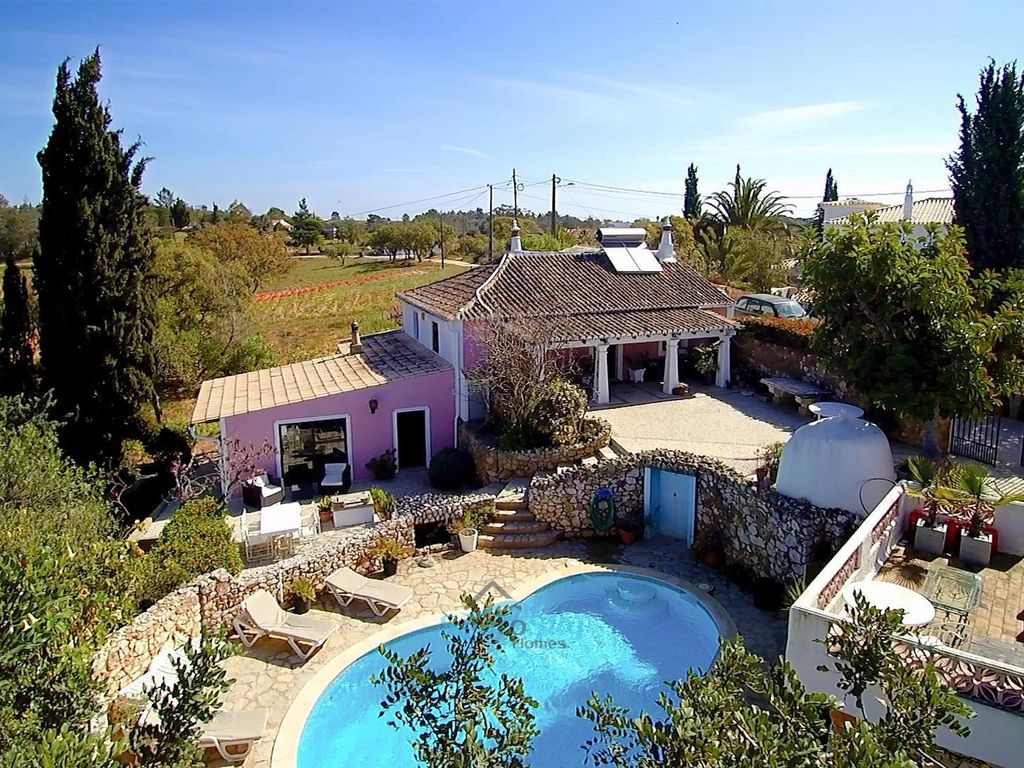 4 bed villa for sale in Porches, Algarve, Portugal Zoopla