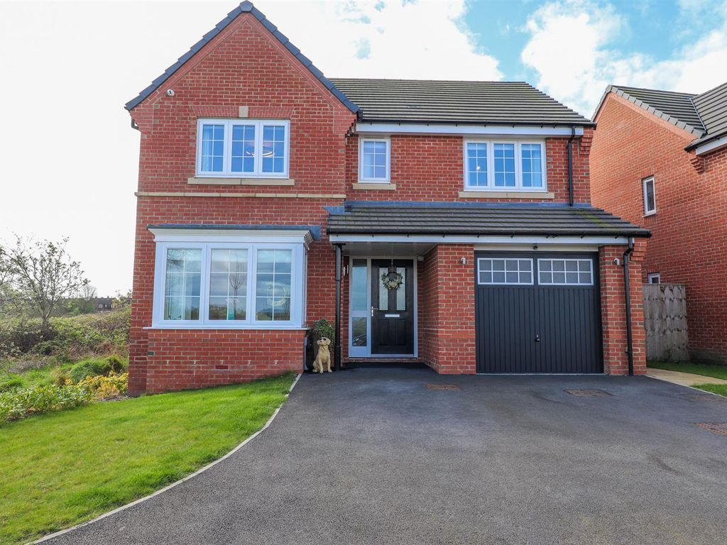 New home, 4 bed detached house for sale in Burkwood View, Wakefield WF1