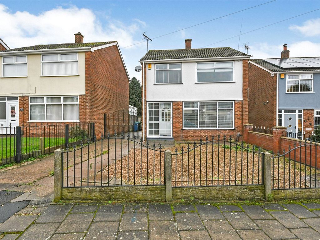 3 bed detached house for sale in Enderby Crescent, Mansfield