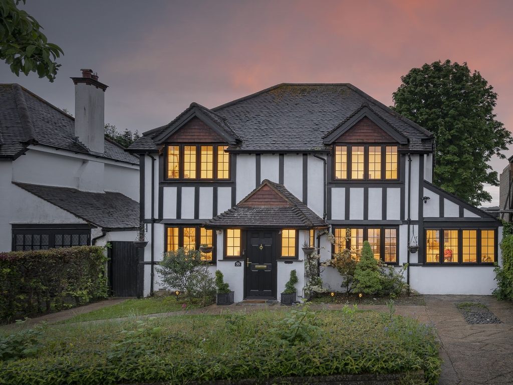 4 bed detached house for sale in Mount Park Avenue, South Croydon CR2