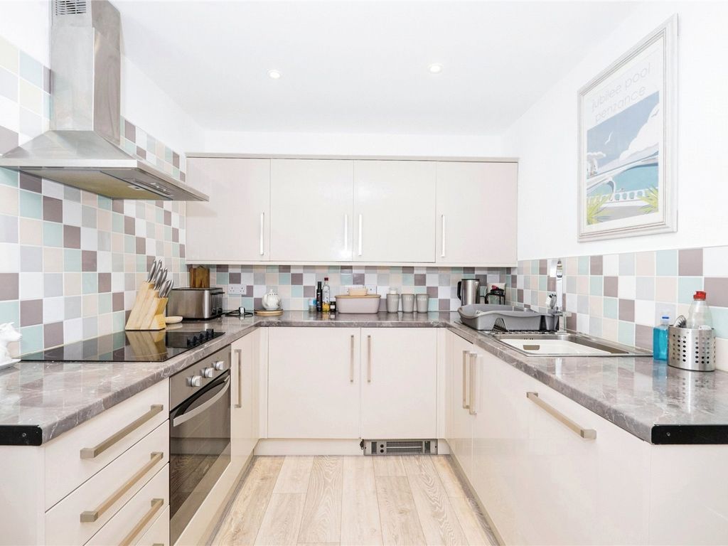 2 bed flat for sale in Chapel Street, Penzance TR18, £275,000 Zoopla