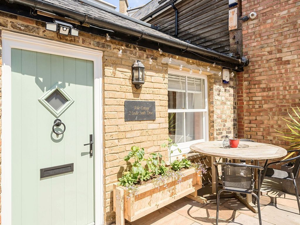 2 bed terraced house for sale in Leslie Smith Drive, Faversham ME13, £