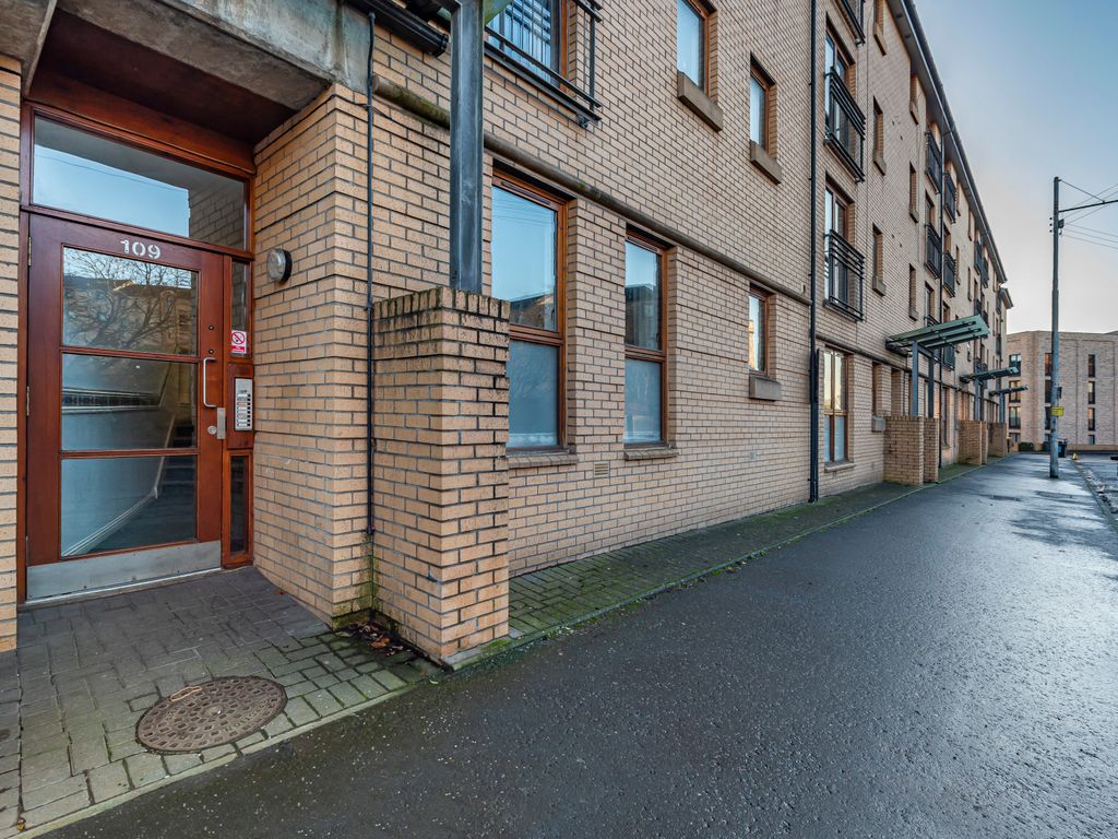 Haugh Road, Glasgow G3  