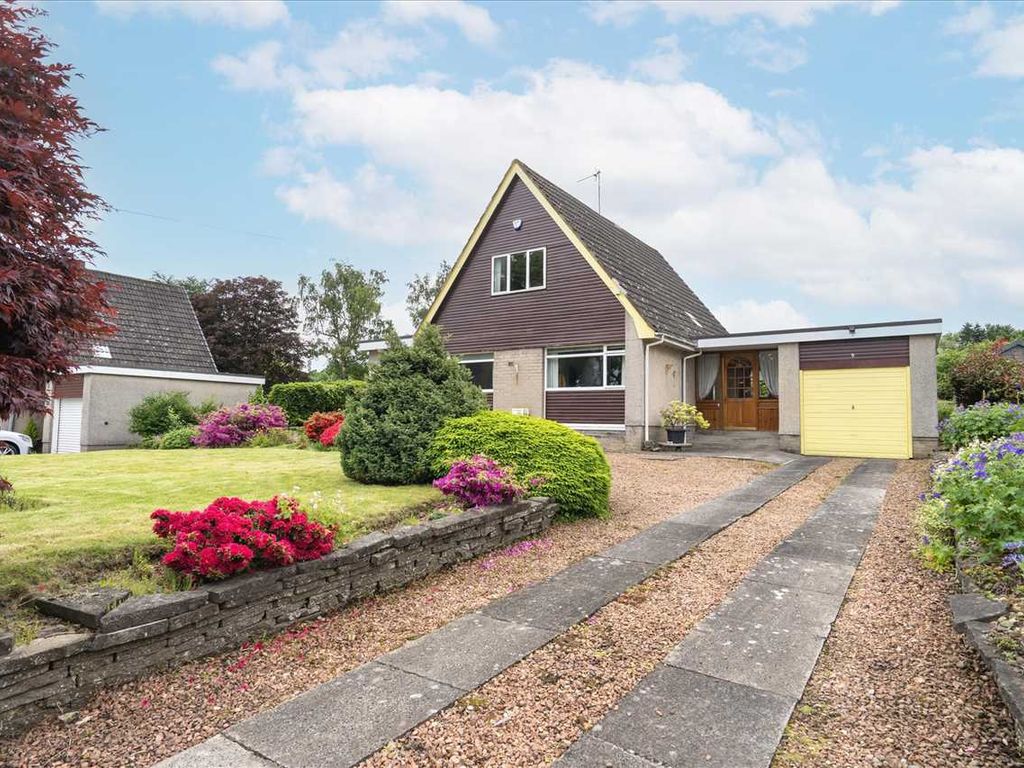 3 bed detached house for sale in Marchmont Avenue, Polmont, Falkirk FK2