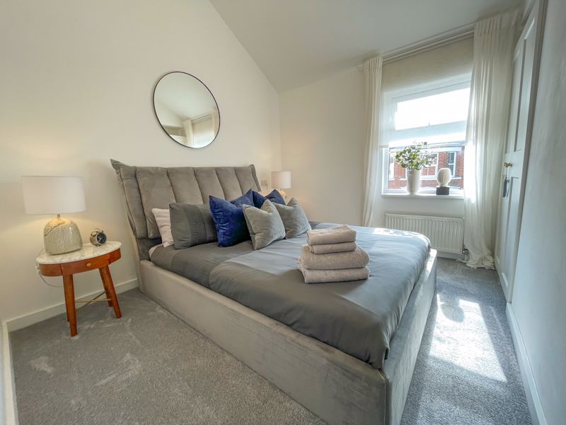 2 bed terraced house for sale in Wing Road, Leighton Buzzard LU7, £