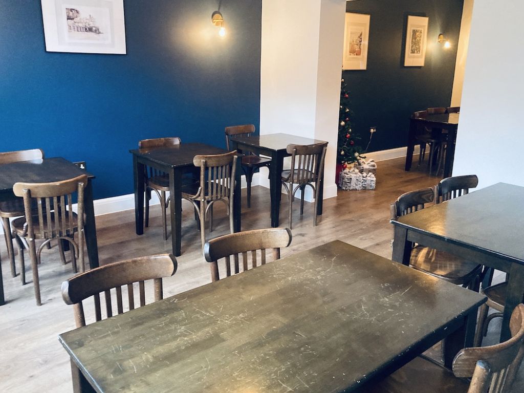 Station Road, Uxbridge UB7  