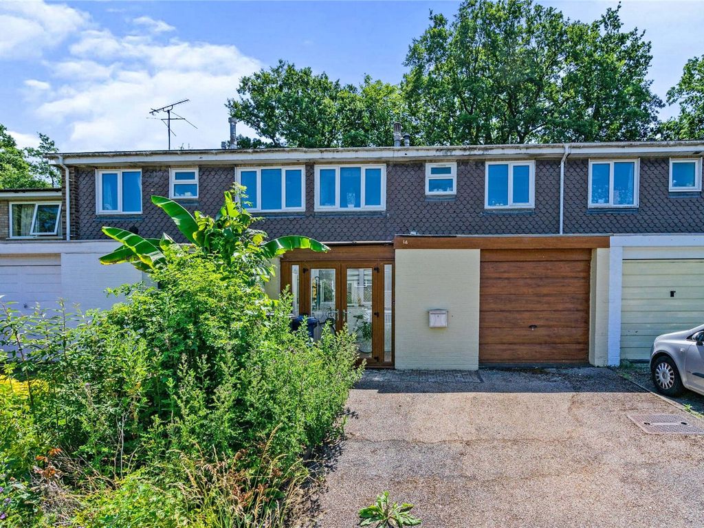 Stansgate Avenue, Cambridge CB2  