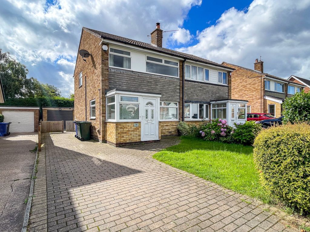 3 bed semidetached house to rent in Westmorland Way, Sprotbrough