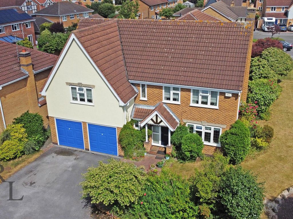 5 bed detached house for sale in Beaulieu Gardens, West Bridgford