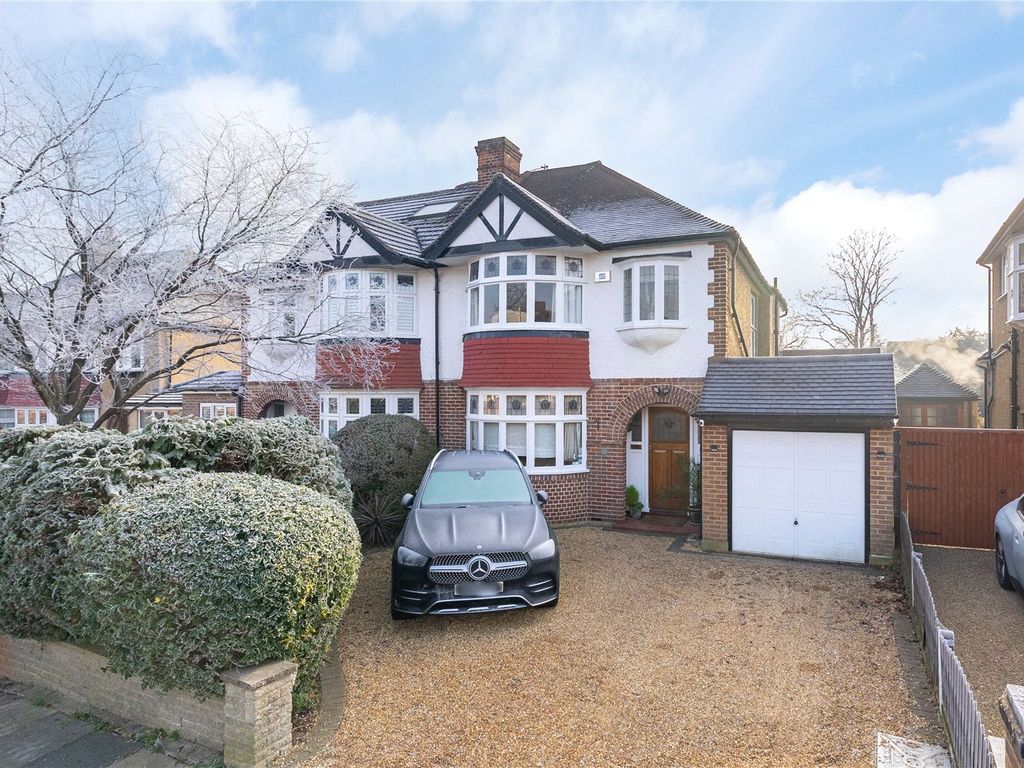 3 bed semidetached house for sale in Highdown, Worcester Park, Surrey