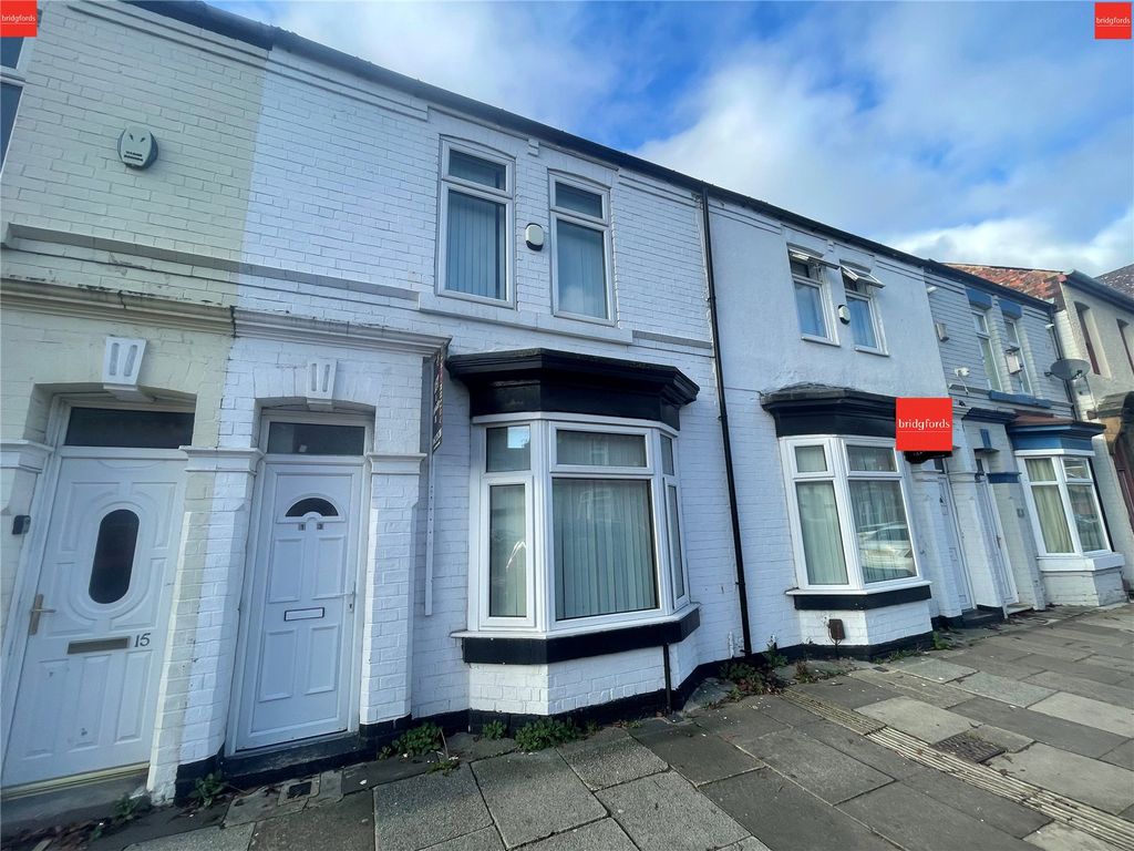 5 bed terraced house for sale in Abingdon Road, Middlesbrough, North