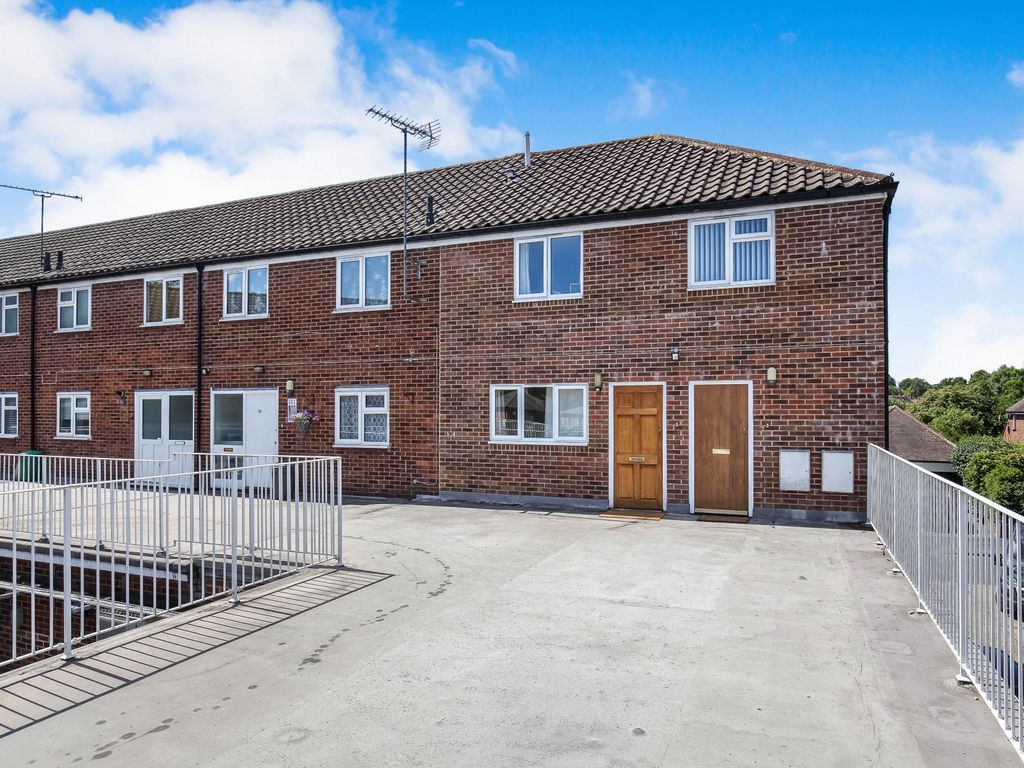 2 bed flat for sale in Marshall Parade, Coldharbour Road, Pyrford